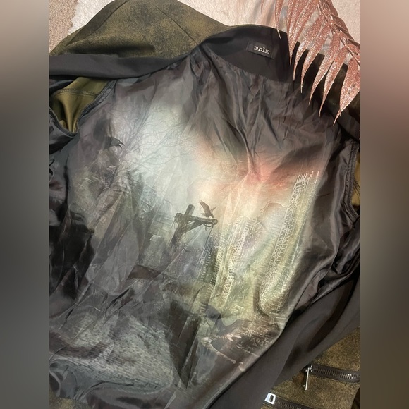 Women’s Plus Size Boutique Blazer ( 1X ) - Picture 4 of 4